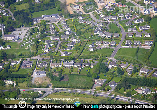 2007 aerial photo shows recent house developments